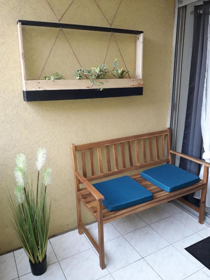 Le Venizio - Classe 2 Etoiles - T2 Climatise, Avec Terrasse, Parking, Pret De Velos, 10 Minutes A Pied Gare Et Centre Ville Sète Eksteriør bilde
